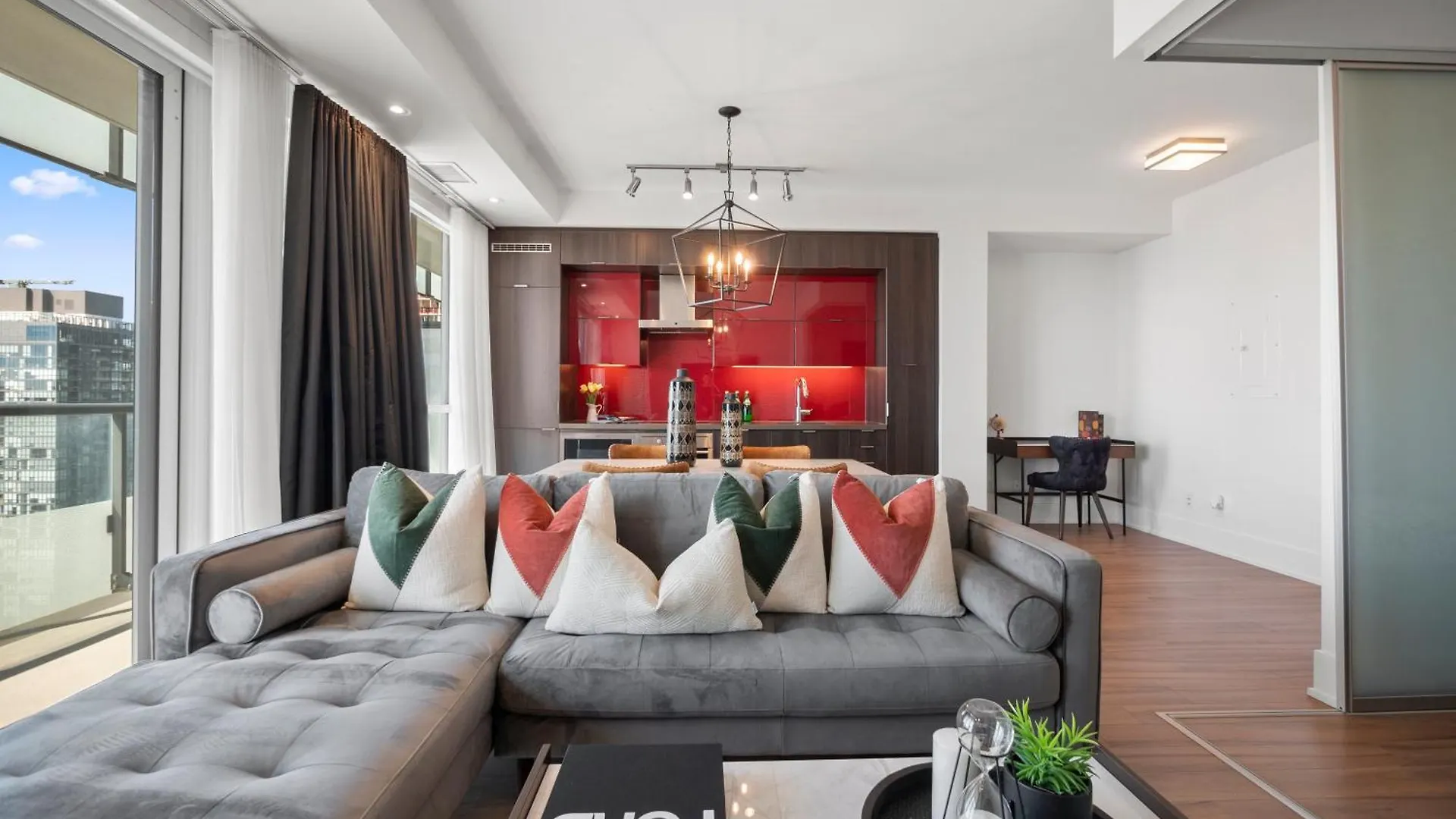Stylish One Bedroom Suite - Entertainment District Toronto Apartman